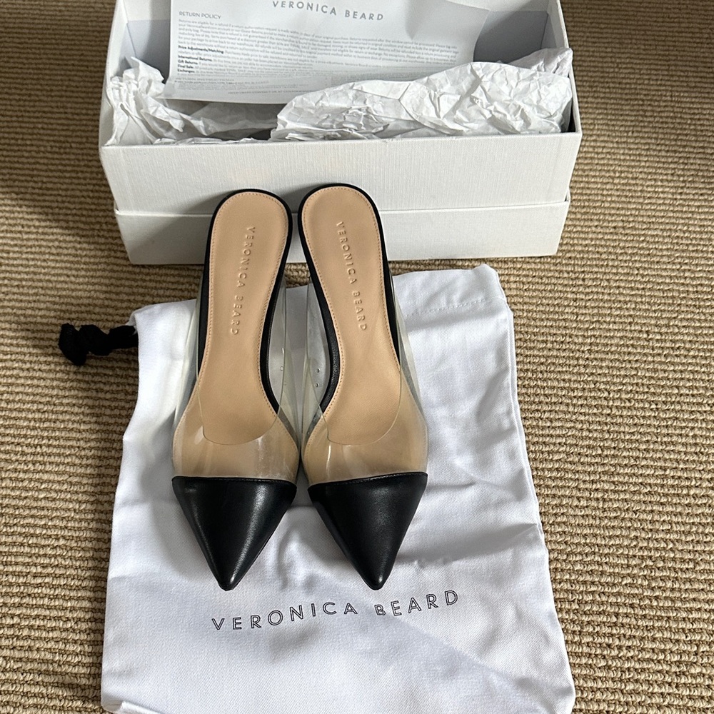 Veronica Beard Black & Clear Pointed-Toe Slip-On Mules